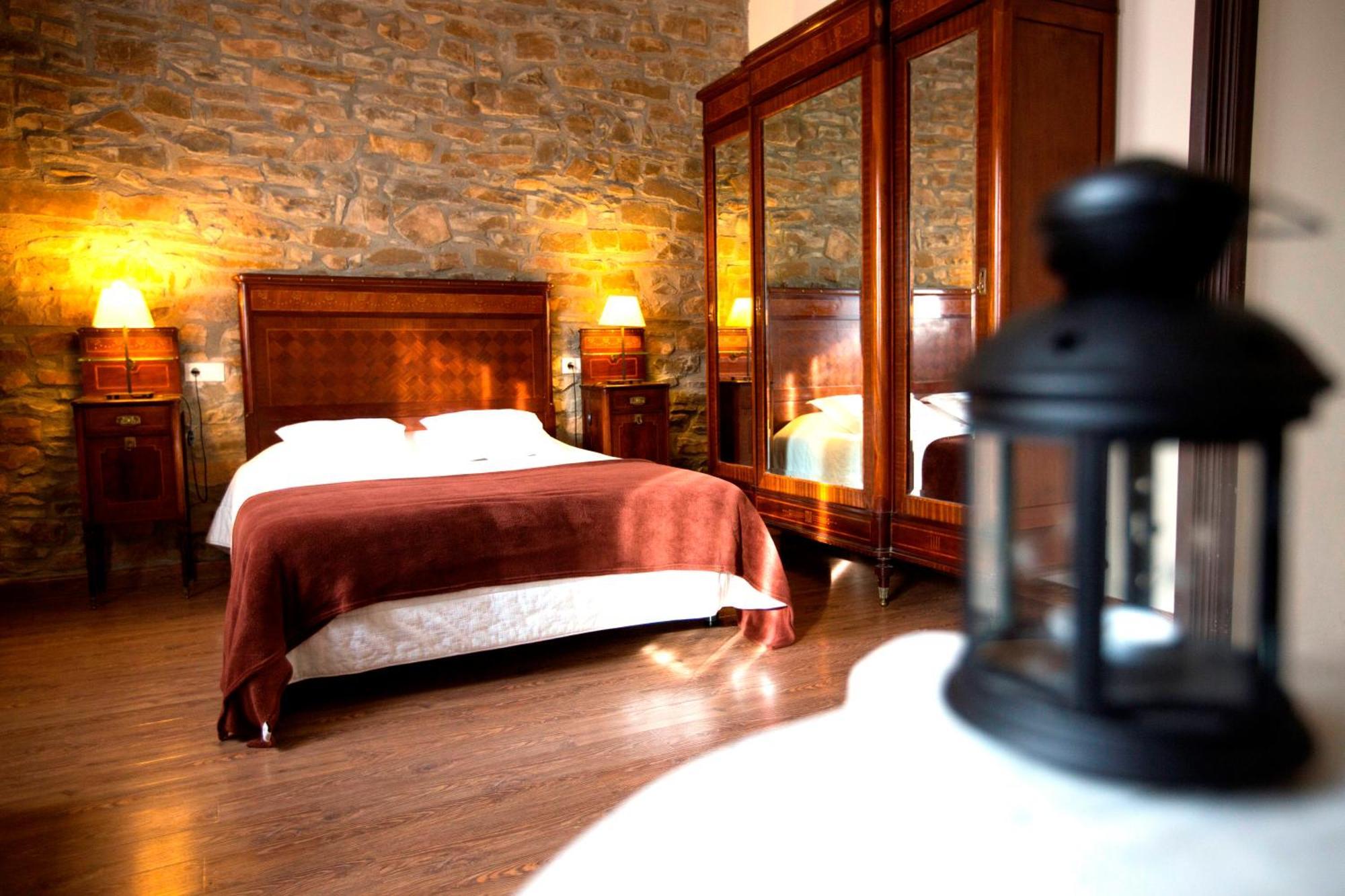 La Torre Del Vilar Santa Eulalia de Riuprimer Екстер'єр фото